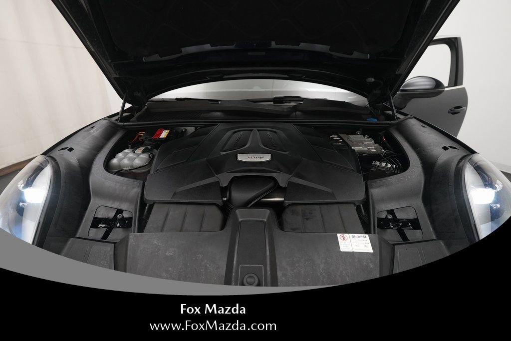 Used 2019 Porsche Cayenne image 3