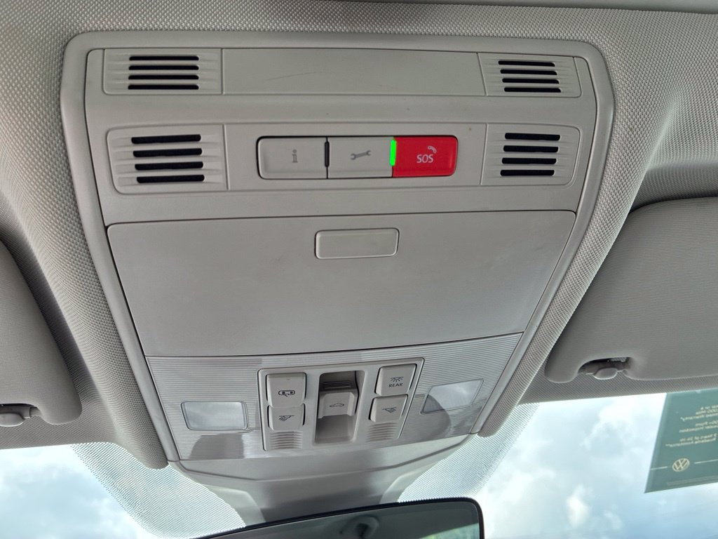 Used 2024 Volkswagen Jetta SE FWD image 18