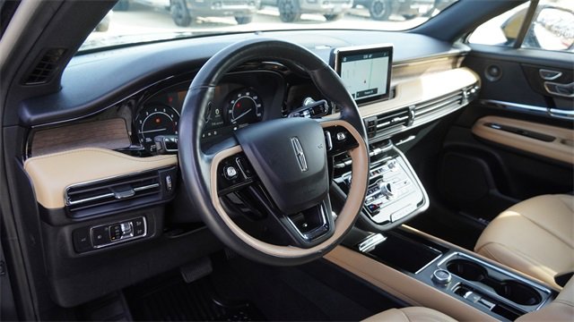 Used 2020 Lincoln Corsair Reserve w/ Equipment Group 201A image 18