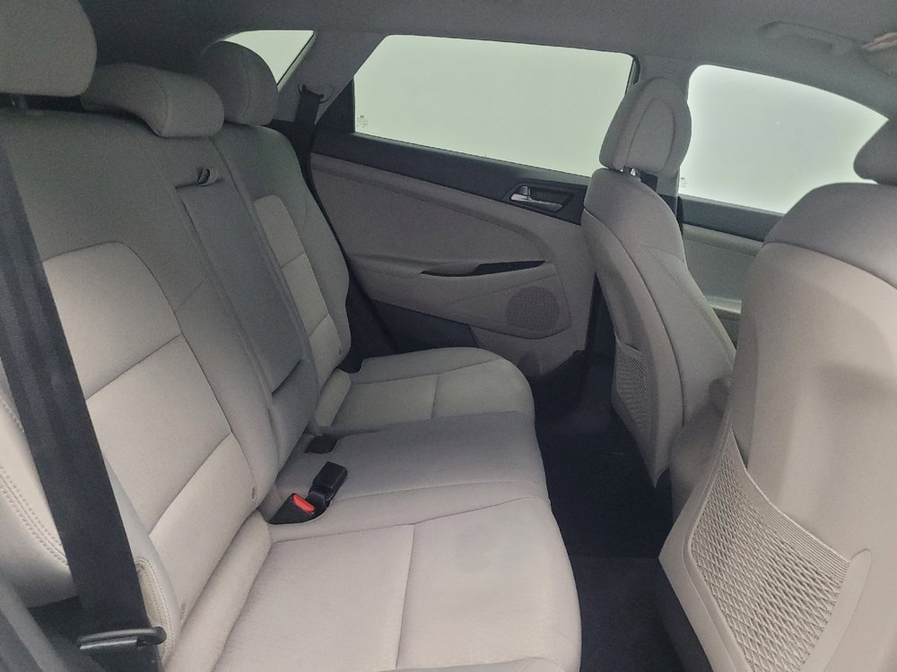 Used 2017 Hyundai Tucson SE image 19