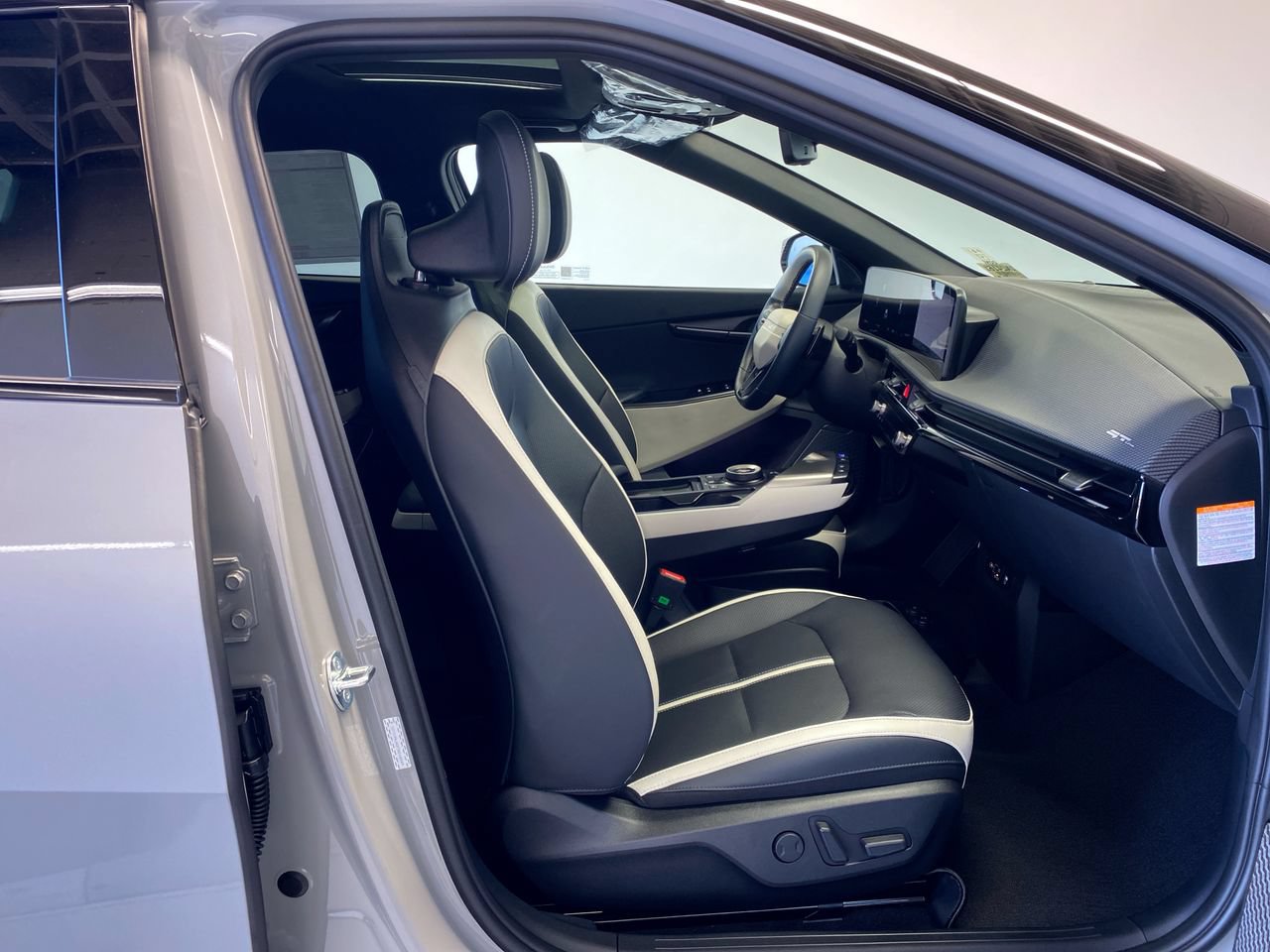 New 2026 Kia EV6 GT-Line RWD image 30