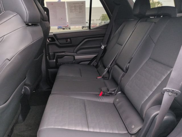 Certified 2025 Toyota 4Runner TRD Off-Road Premium AWD/4WD image 14