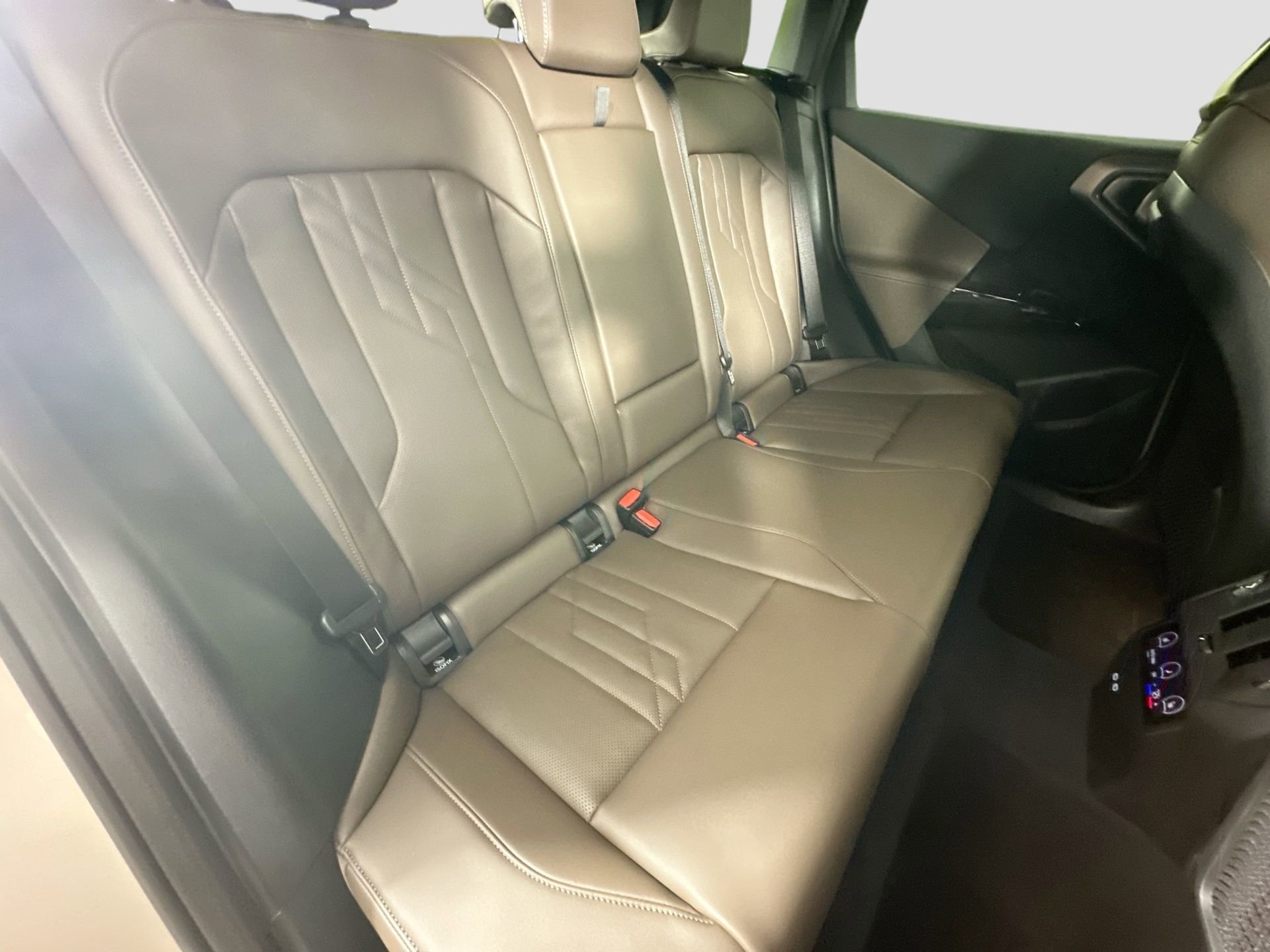 New 2026 BMW X3 xDrive30 w/ Premium Package image 28