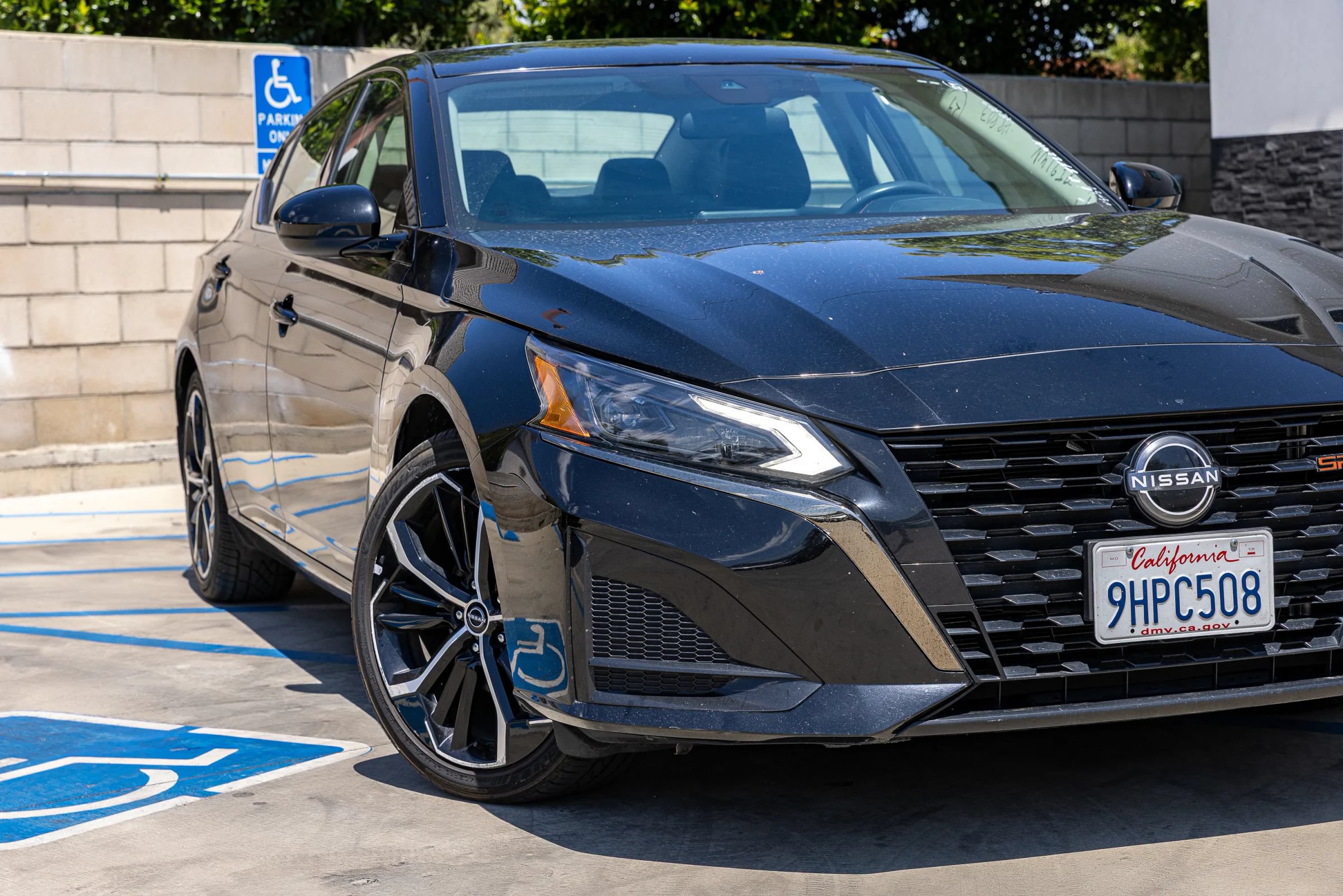 Used 2024 Nissan Altima 2.5 SR FWD image 4