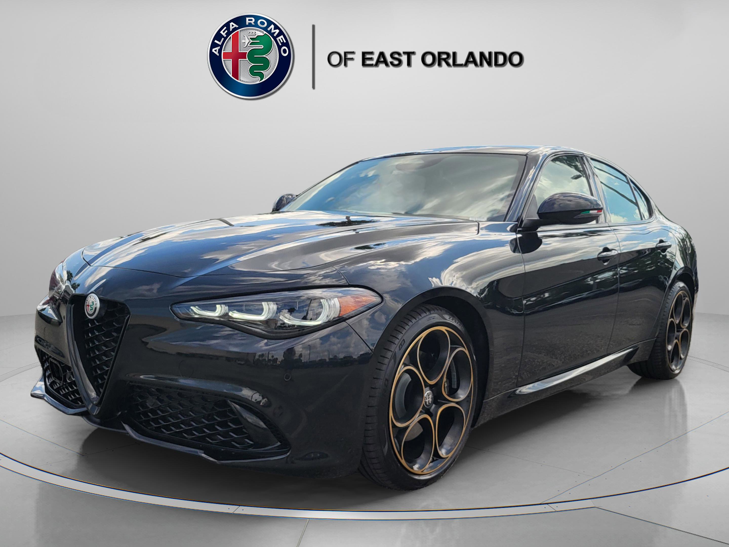 New 2025 Alfa Romeo Giulia w/ Driving Assist Package image 4