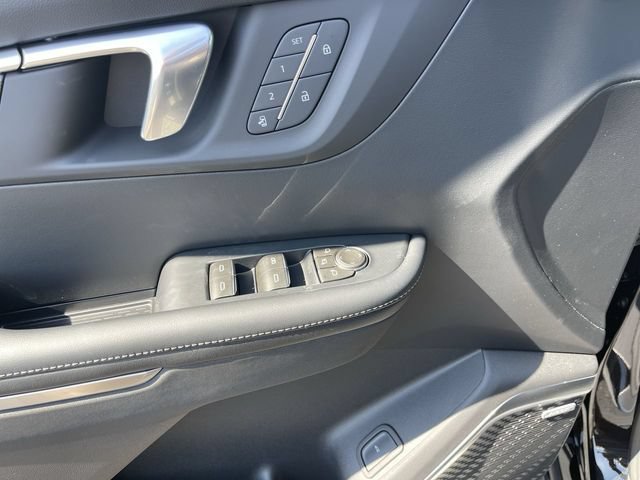 New 2027 Buick Enclave Sport Touring w/ Power Package FWD image 13