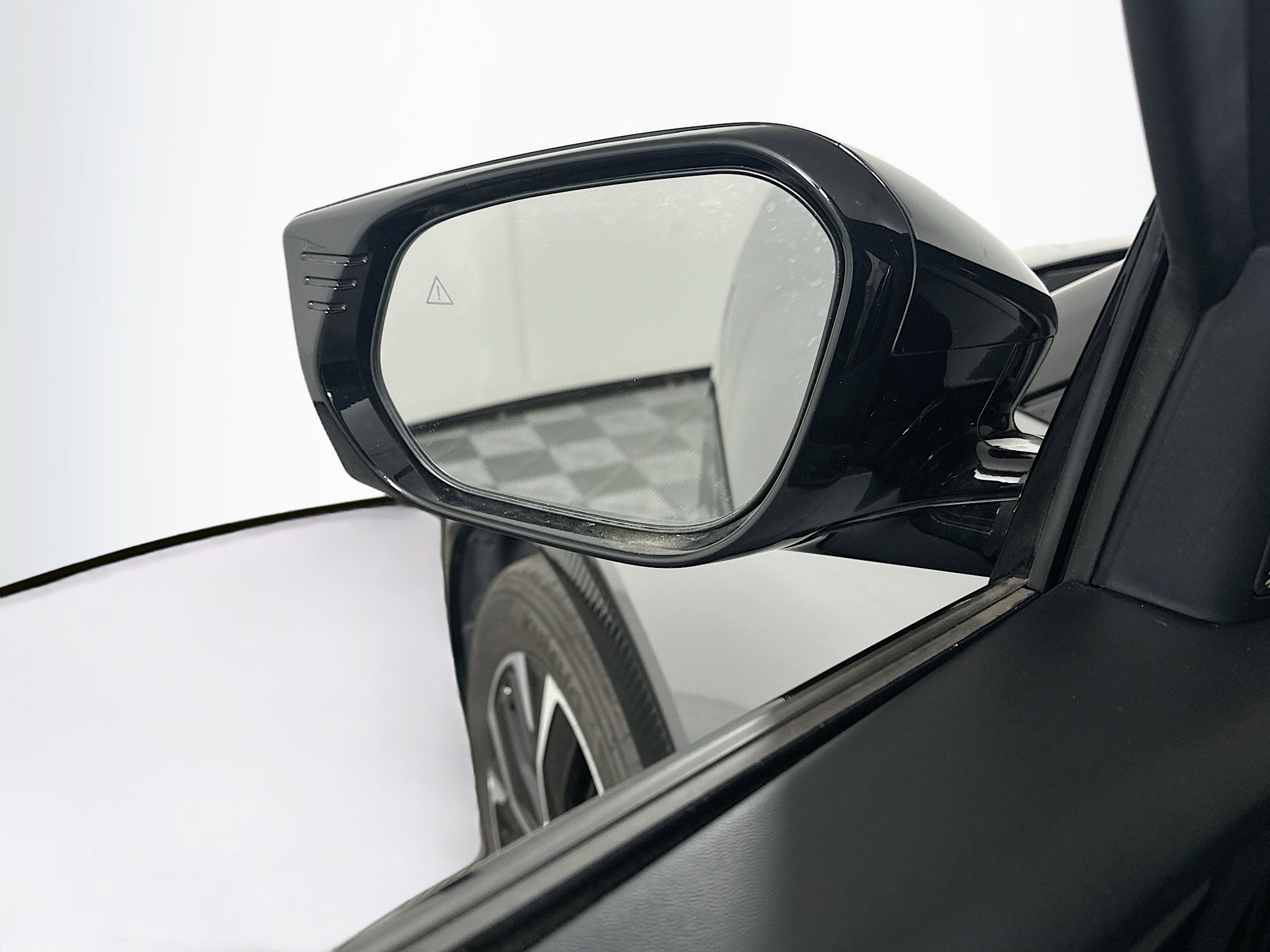 Used 2023 Kia EV6 Wind w/ Wind Technology Package image 16