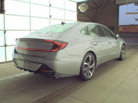 Used 2023 Hyundai Sonata SEL Plus FWD image 4