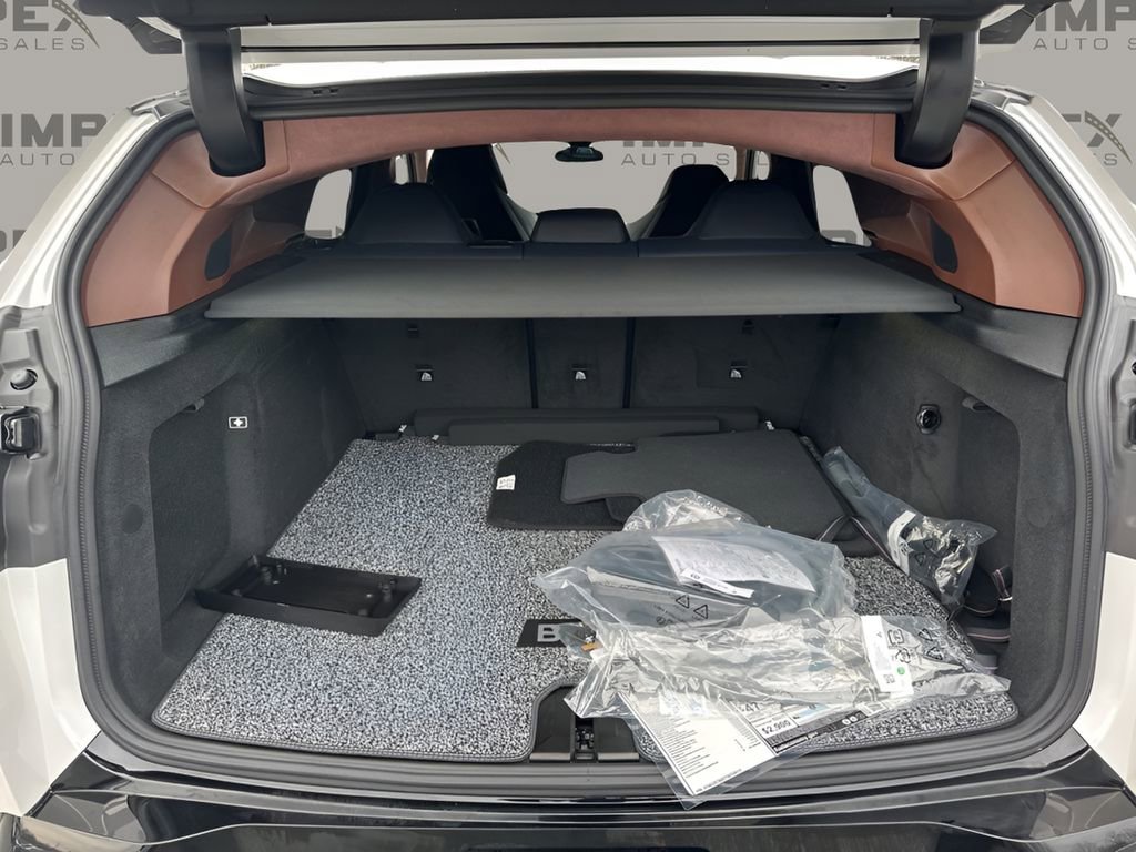 Used 2026 BMW XM Label Red image 30