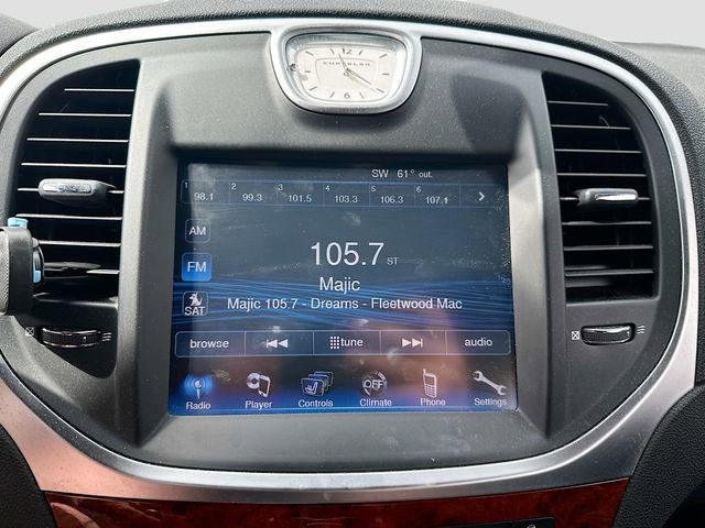 Used 2013 Chrysler 300 AWD w/ Driver Convenience Group image 15