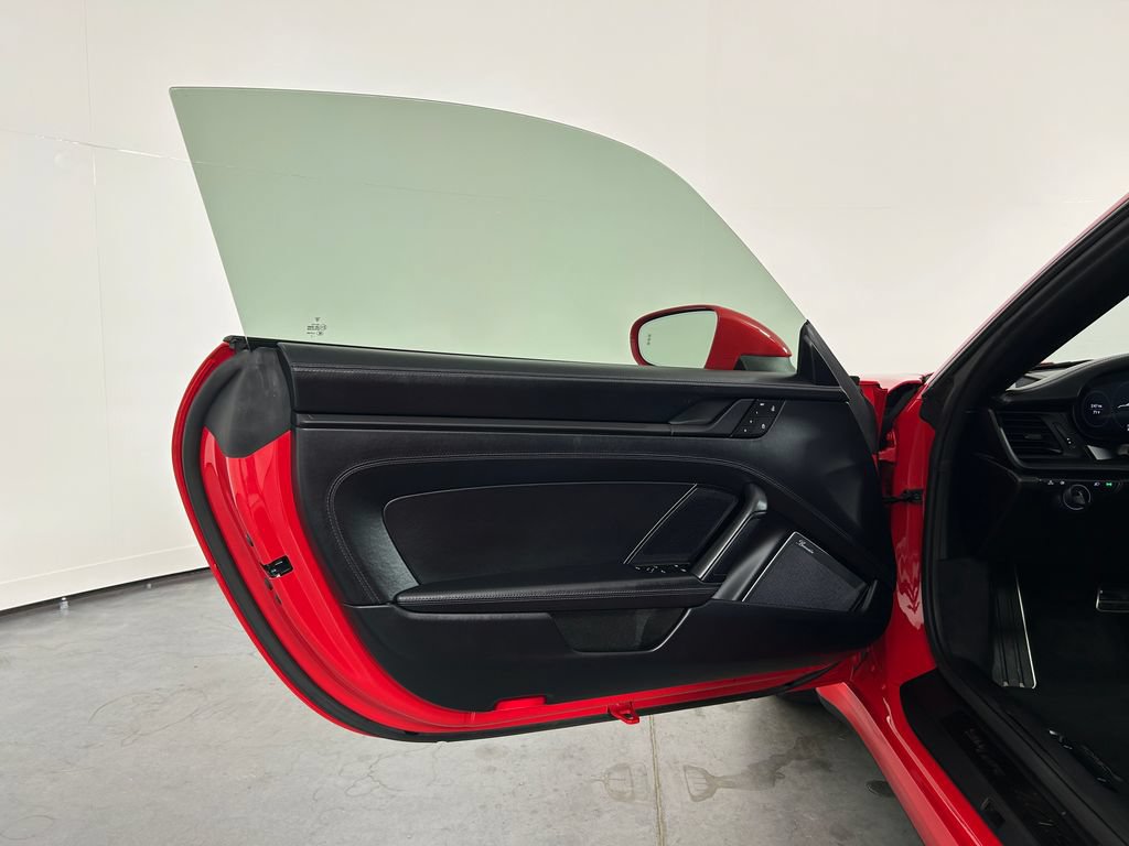 Certified 2023 Porsche 911 Targa 4 GTS AWD/4WD image 15