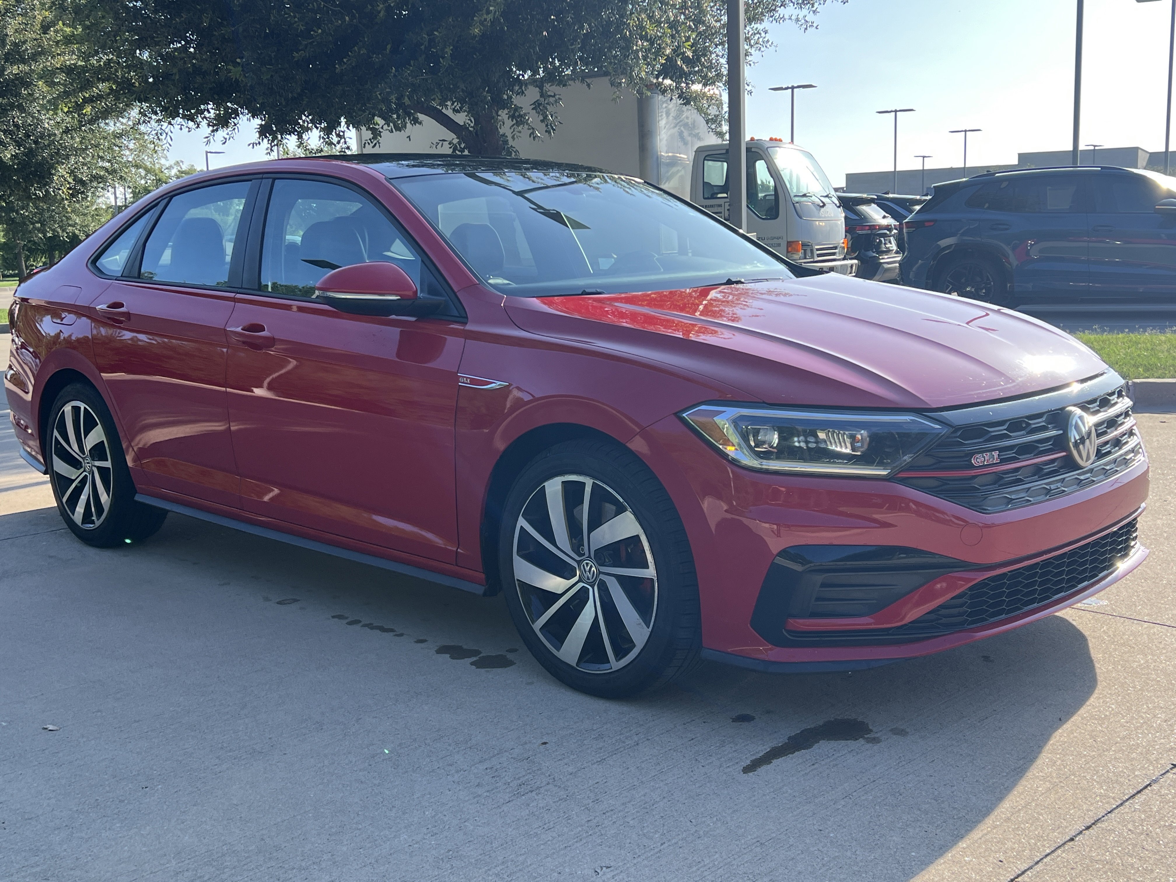 Used 2019 Volkswagen Jetta GLI Autobahn FWD image 2