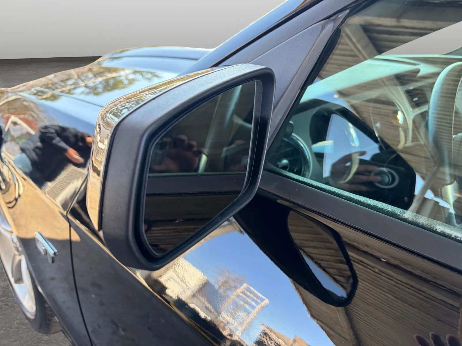 Used 2010 Ford Mustang GT image 27