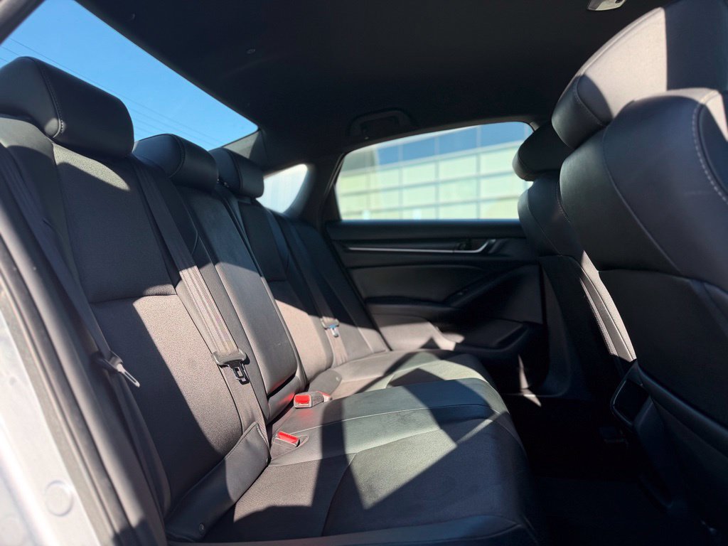 Used 2020 Honda Accord Sport image 11