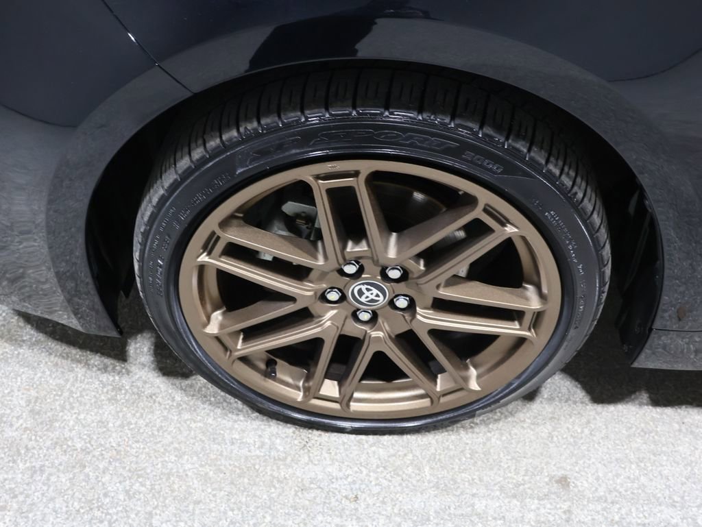 Used 2024 Toyota Corolla SE image 8