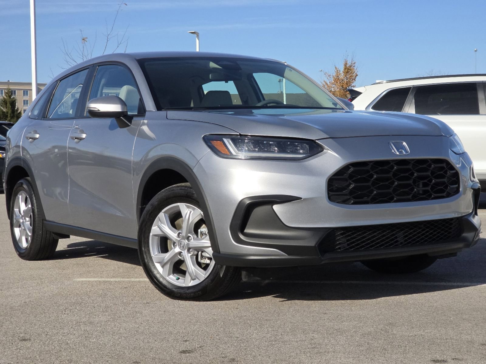 Certified 2023 Honda HR-V LX image 2