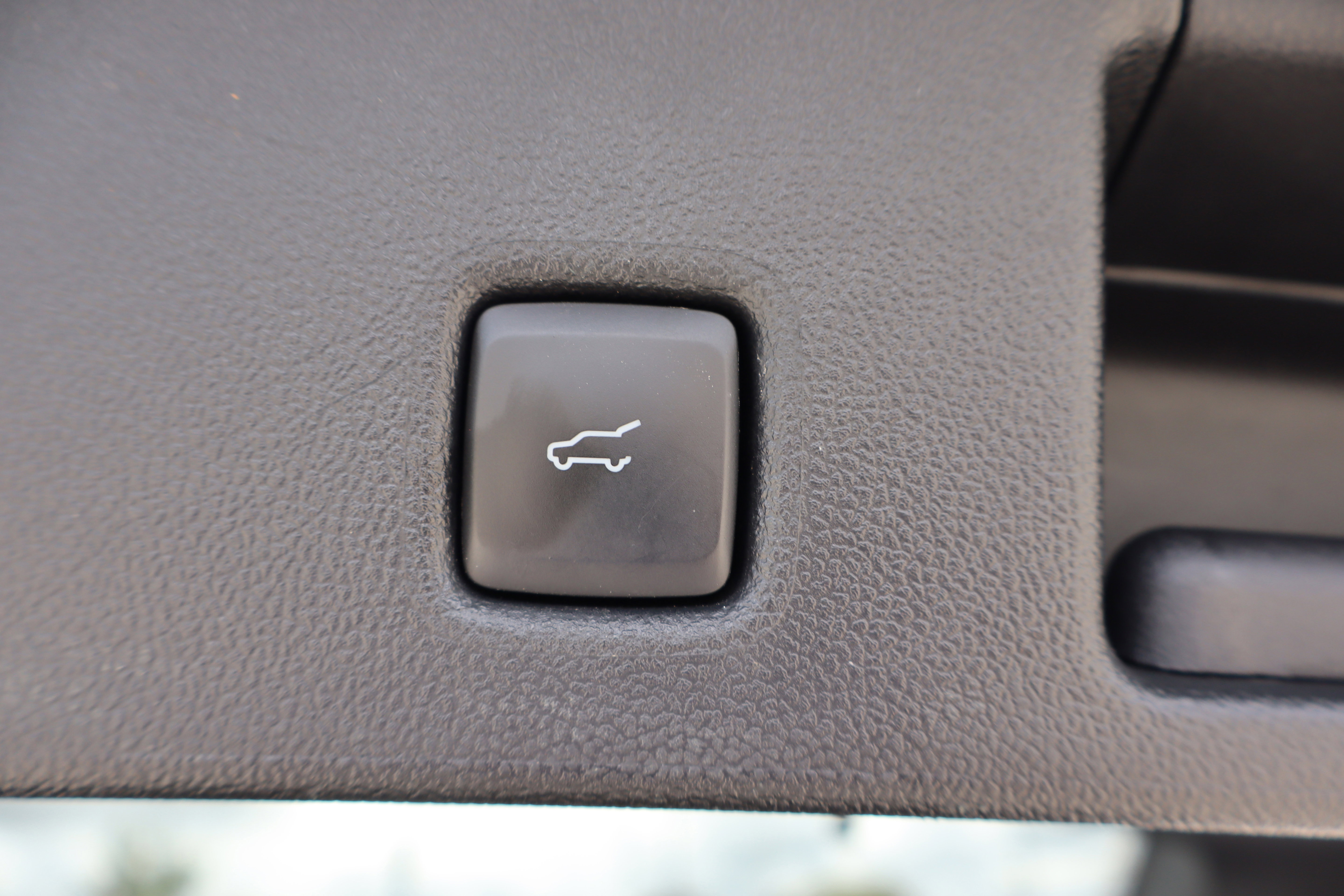 Used 2023 Ford Escape SE w/ PHEV Premium Package FWD image 26