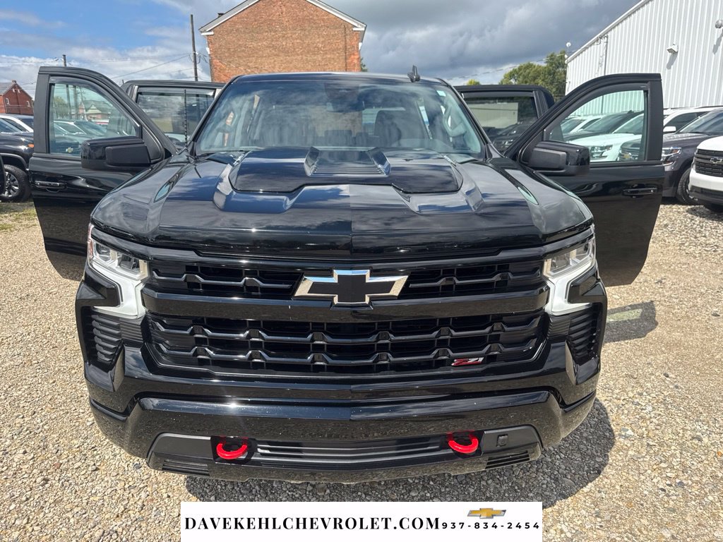 Used 2023 Chevrolet Silverado 1500 LT Trail Boss AWD/4WD image 9