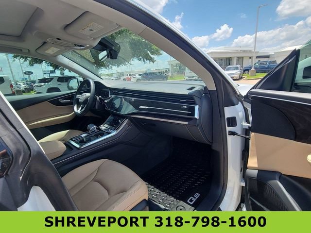 Used 2024 Audi Q8 Premium Plus AWD/4WD image 30