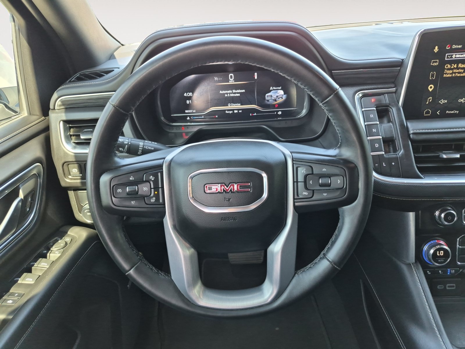 Used 2023 GMC Yukon SLT w/ SLT Luxury Package RWD image 13