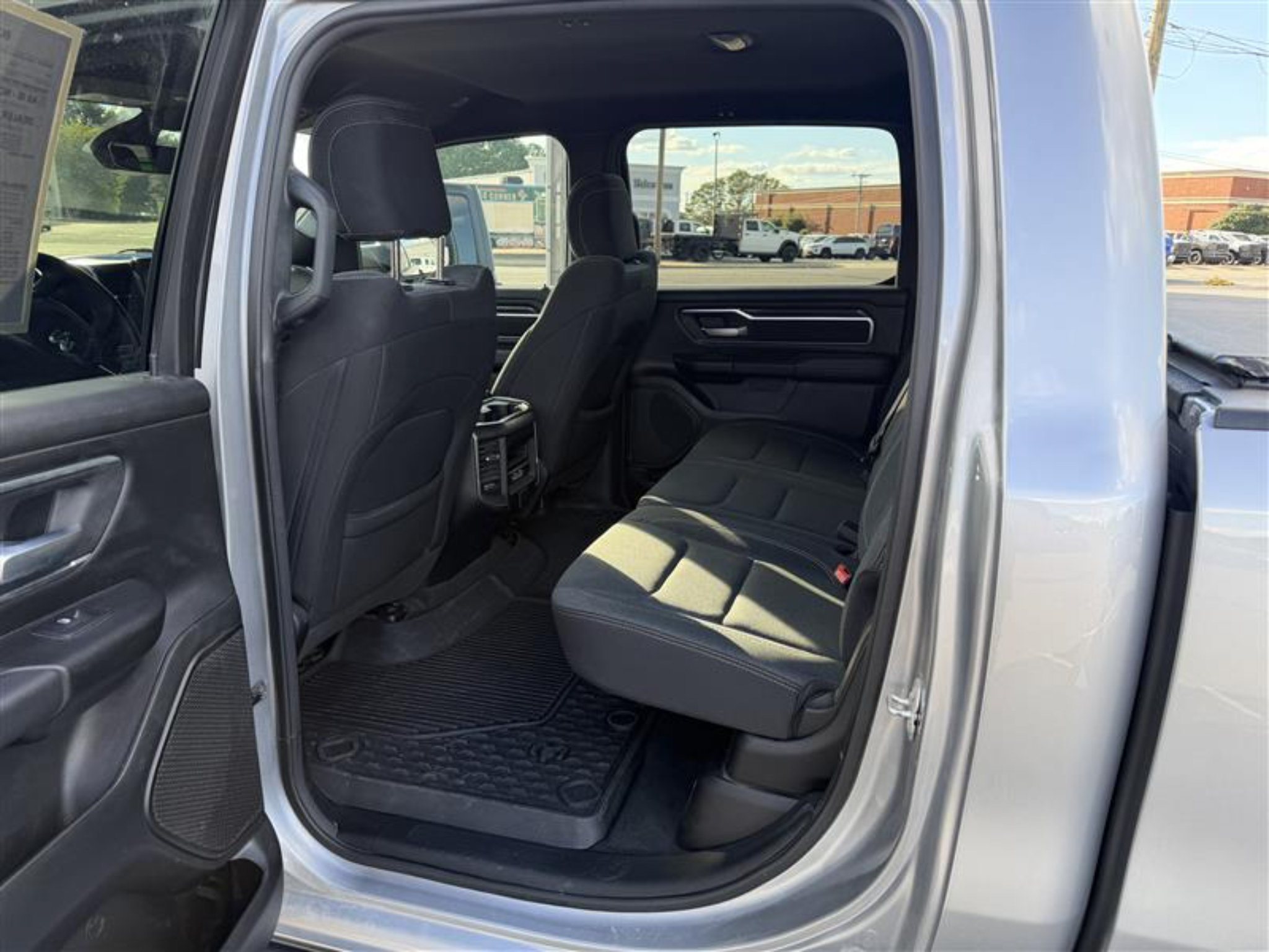 Used 2024 RAM 1500 Big Horn AWD/4WD image 4