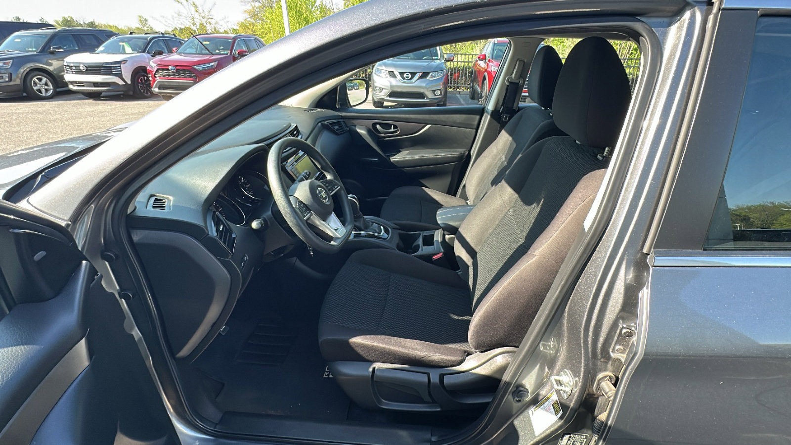 Used 2020 Nissan Rogue Sport S AWD/4WD image 12