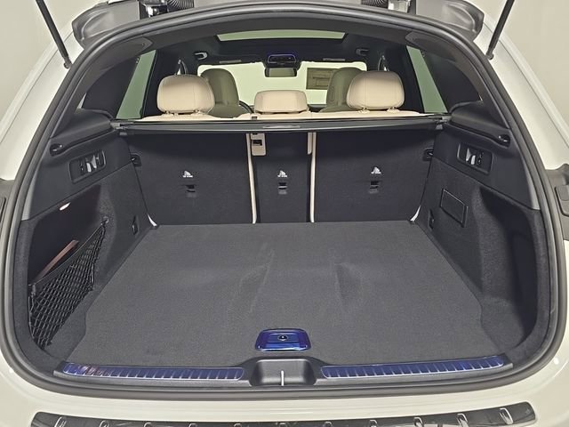 New 2026 Mercedes-Benz GLC 300 4MATIC image 13