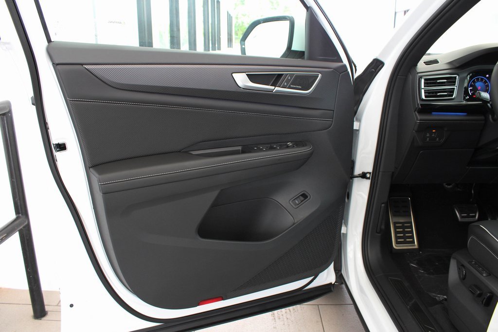 New 2025 Volkswagen Atlas Cross Sport SEL Premium R-Line image 43