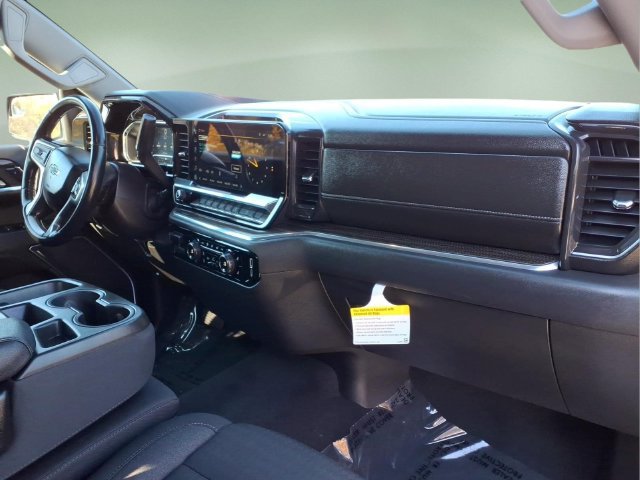 Used 2023 Chevrolet Silverado 1500 RST w/ Z71 Off-Road Package AWD/4WD image 14
