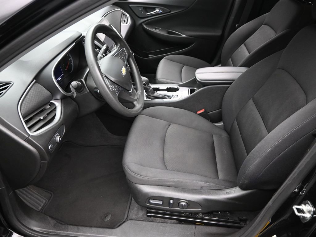 Used 2024 Chevrolet Malibu LT image 13