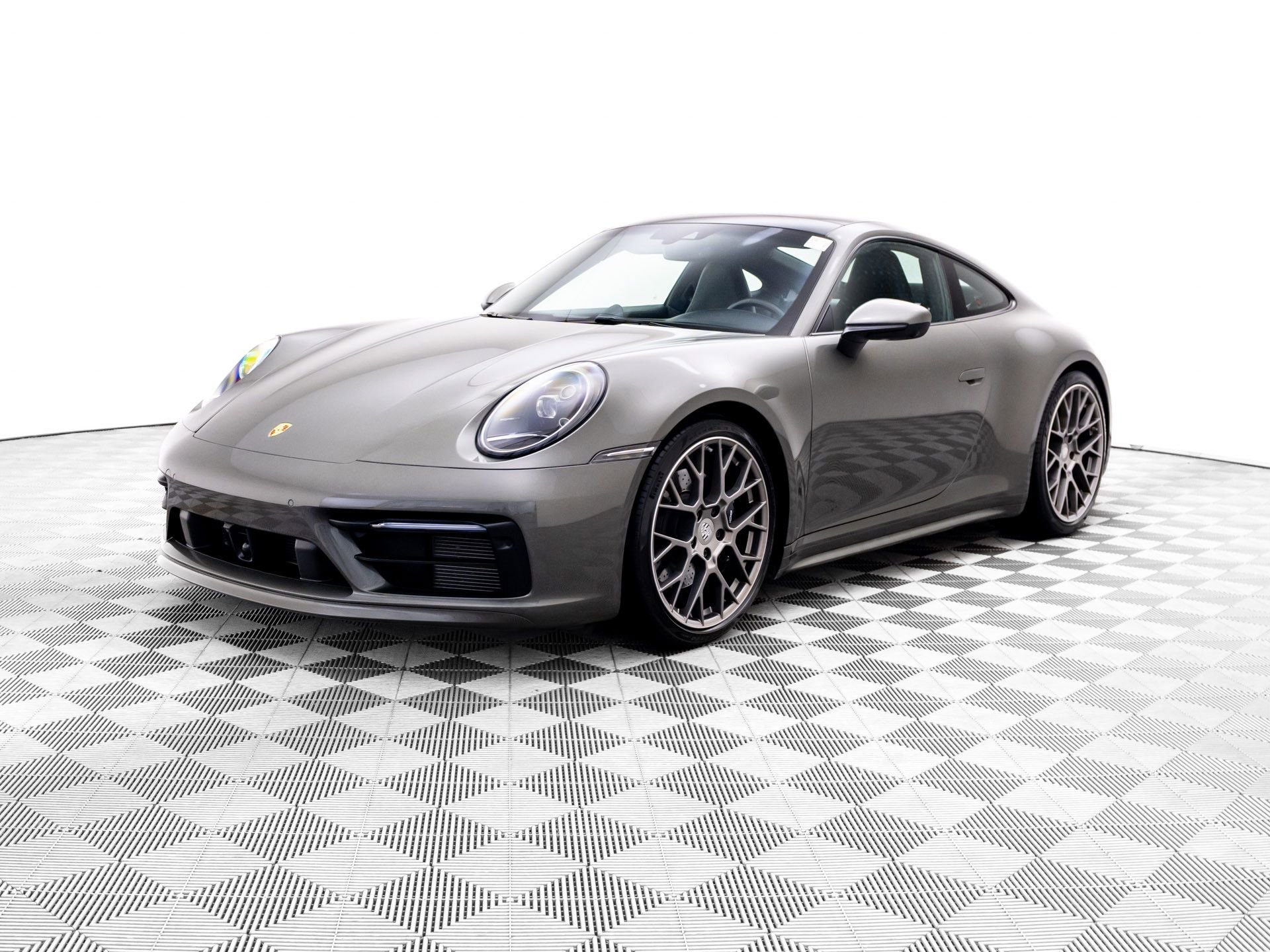 Certified 2020 Porsche 911 Carrera 4S image 1