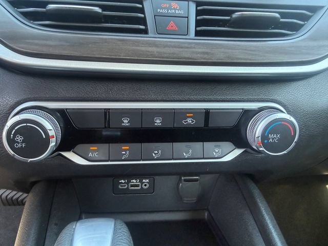 Used 2025 Nissan Altima 2.5 SV FWD image 15