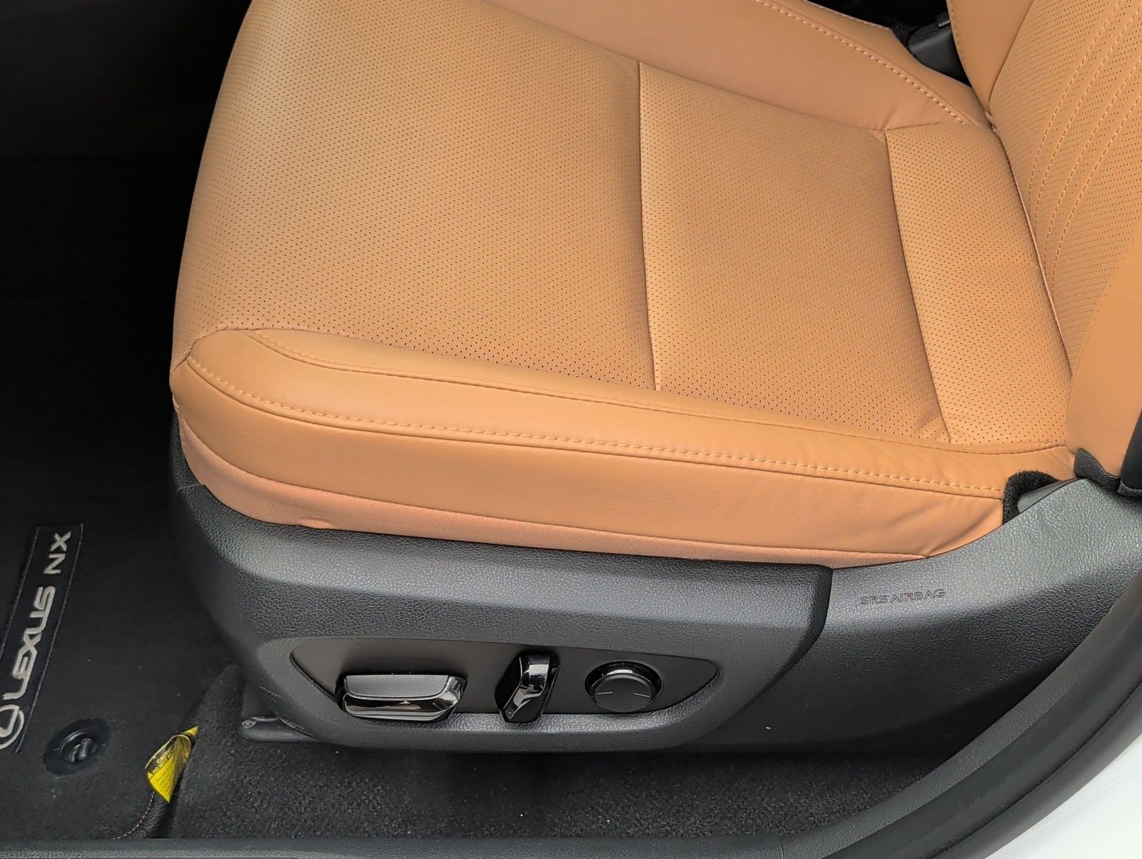 Certified 2026 Lexus NX 350 AWD w/ Accessory Package (Z1) image 10