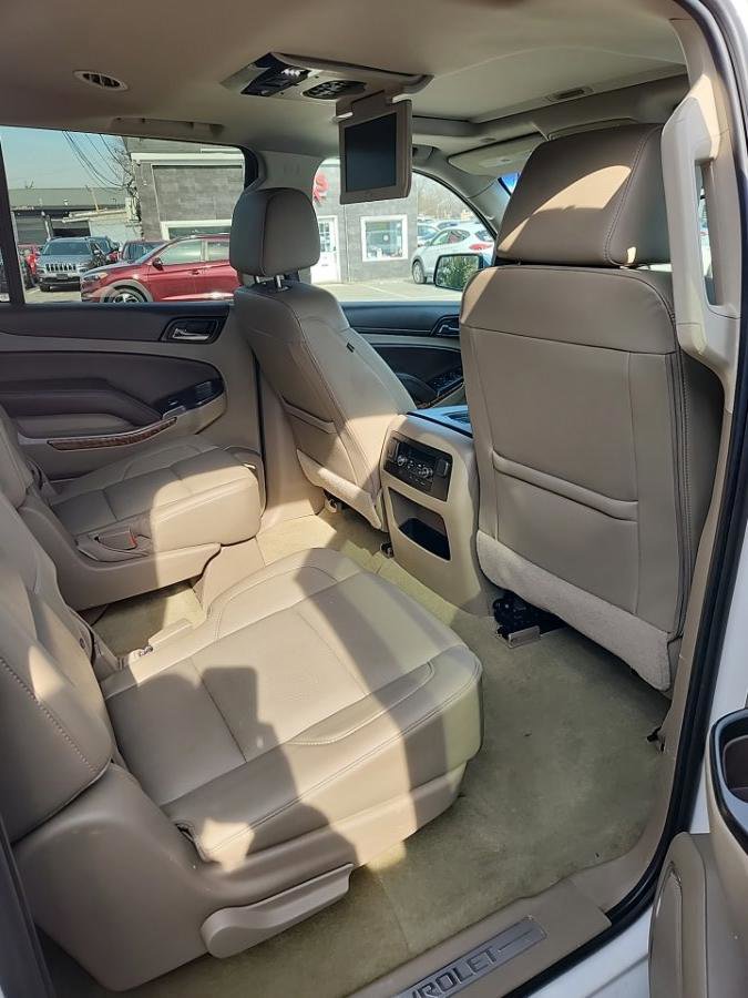 Used 2017 Chevrolet Suburban Premier AWD/4WD image 10