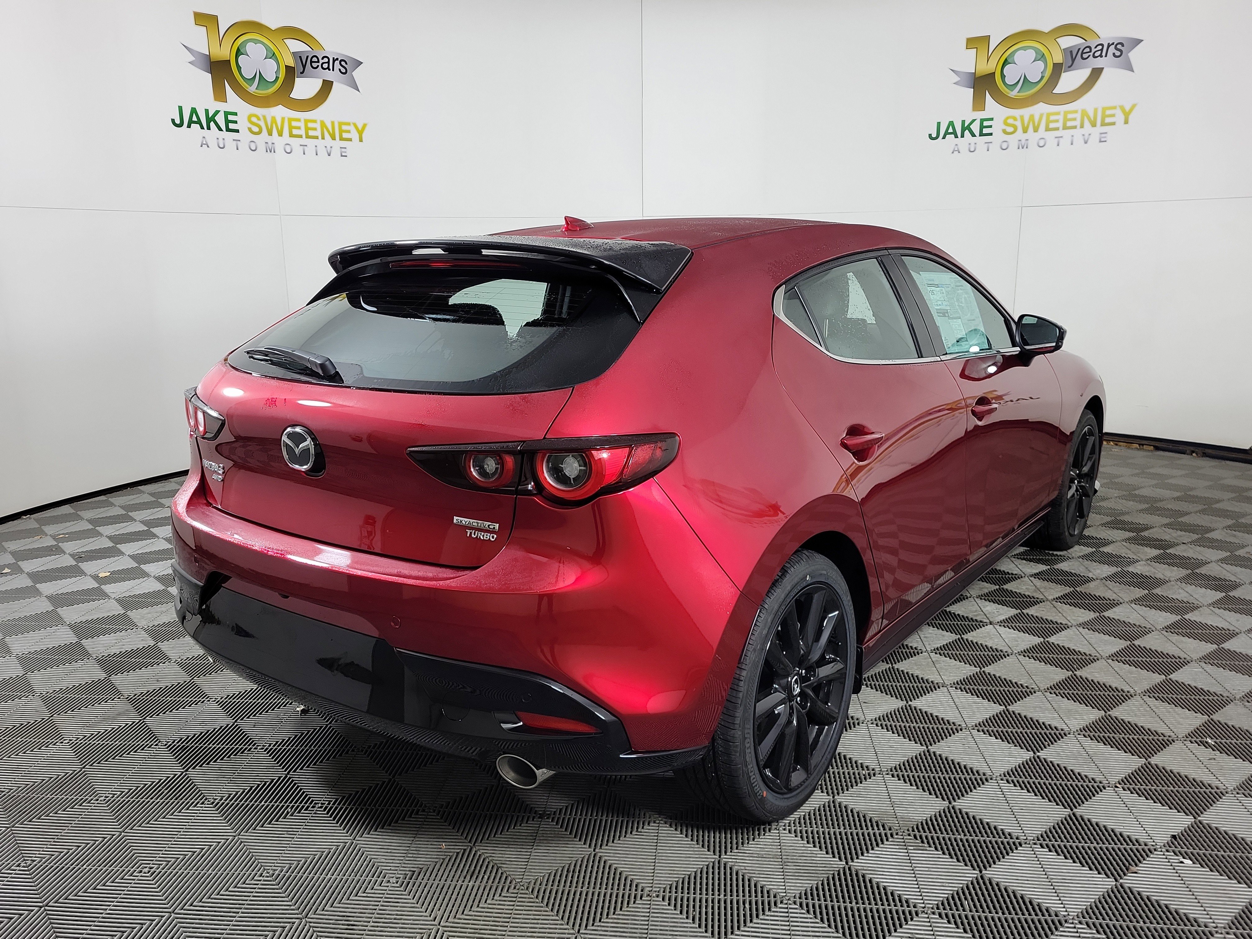 New 2026 MAZDA MAZDA3 Hatchback w/Premium Plus Pkg image 9