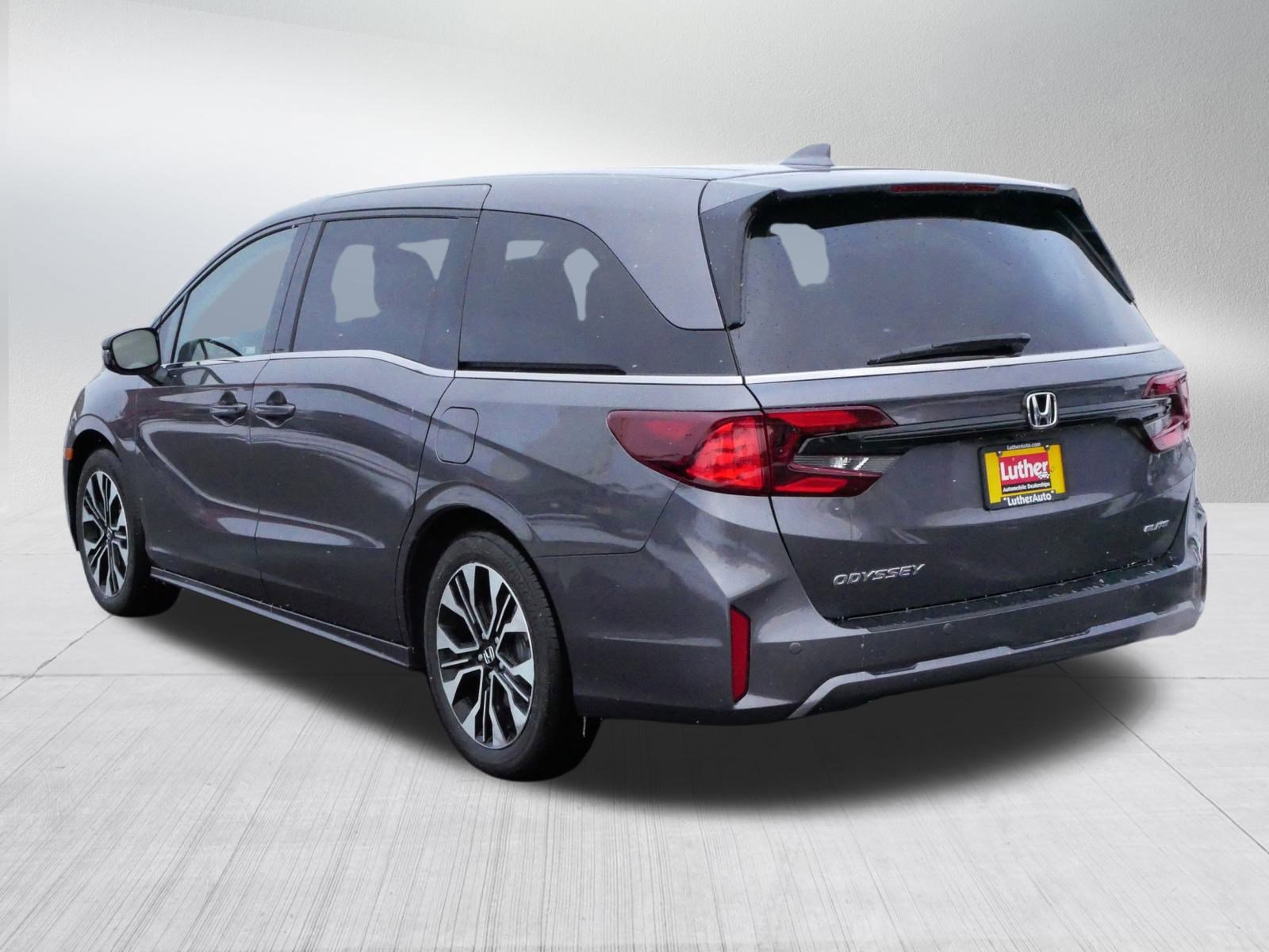 Certified 2026 Honda Odyssey Elite image 5