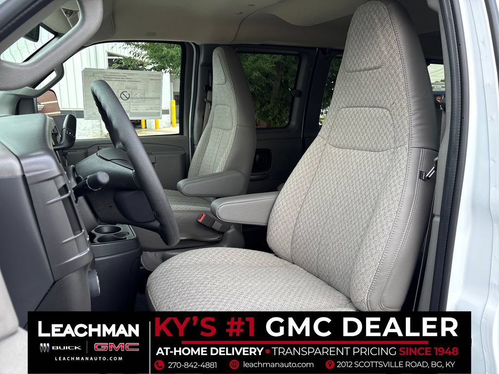 New 2026 GMC Savana 3500 LT w/ LT Preferred Equipment Group RWD image 13
