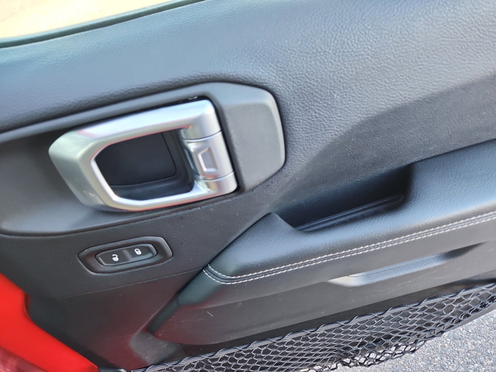 Used 2019 Jeep Wrangler Unlimited Sahara w/ Quick Order Package 24M Moab image 17