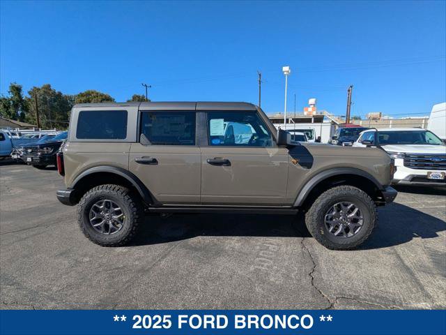 New 2025 Ford Bronco Badlands AWD/4WD image 6