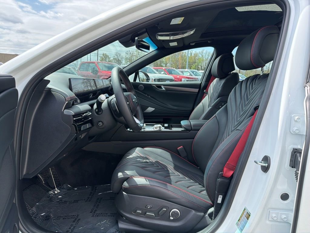 Used 2025 Genesis G80 3.5T Sport image 10