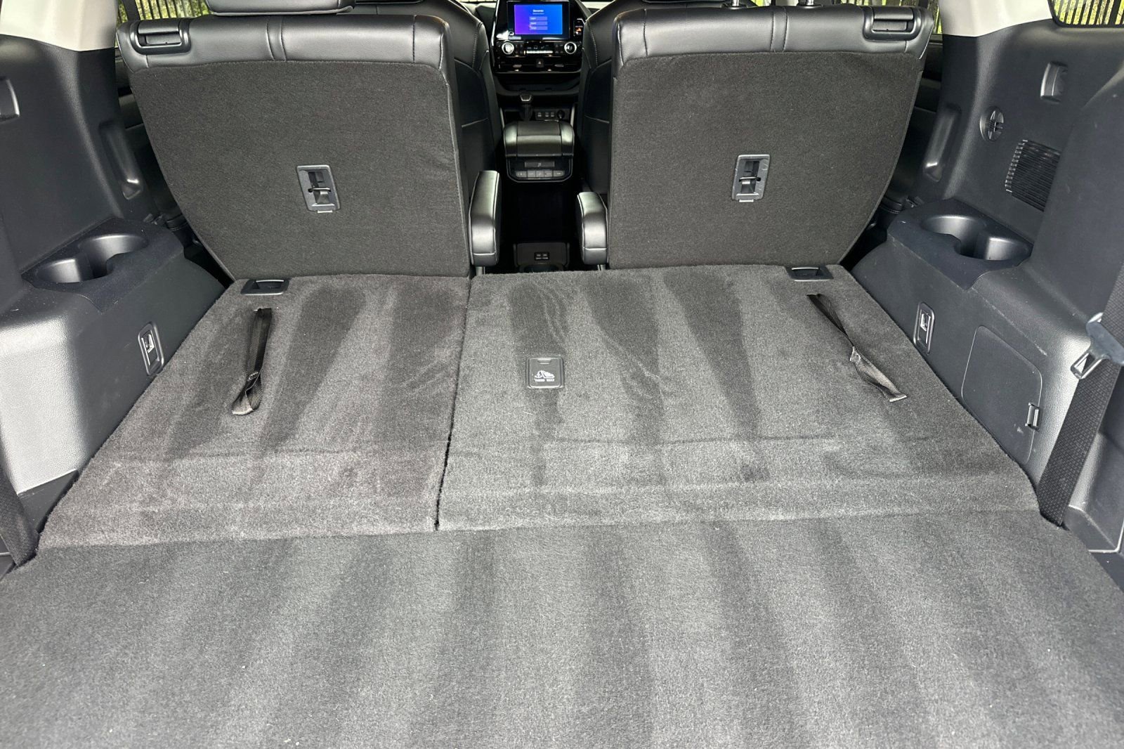 Certified 2024 Toyota Highlander XLE image 19