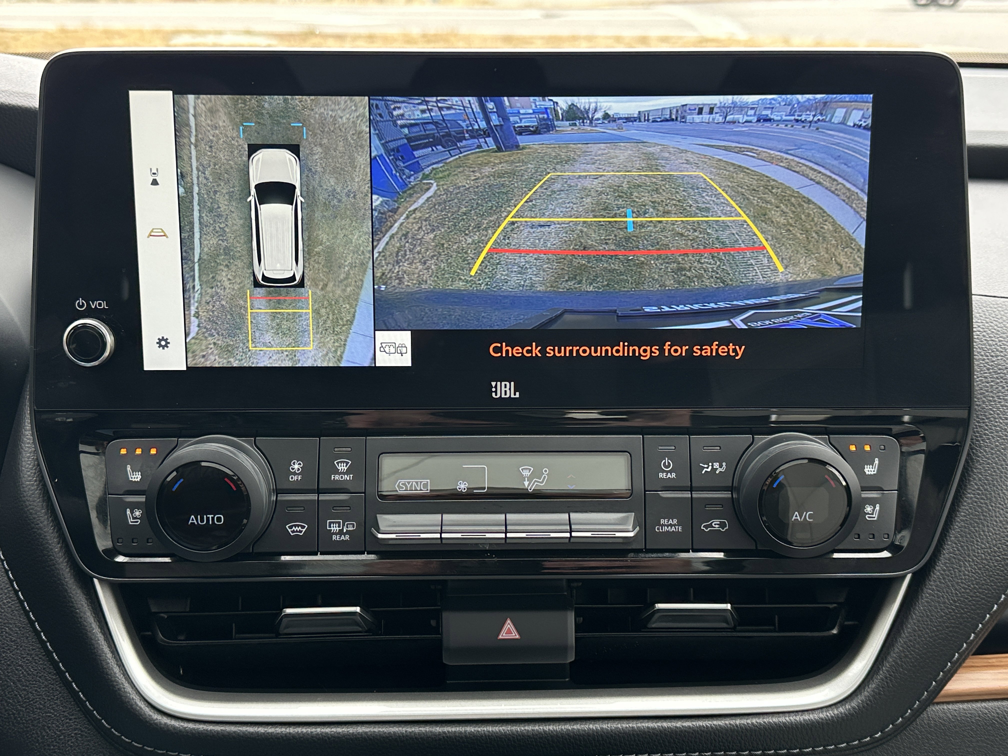 Used 2025 Toyota Grand Highlander AWD image 40