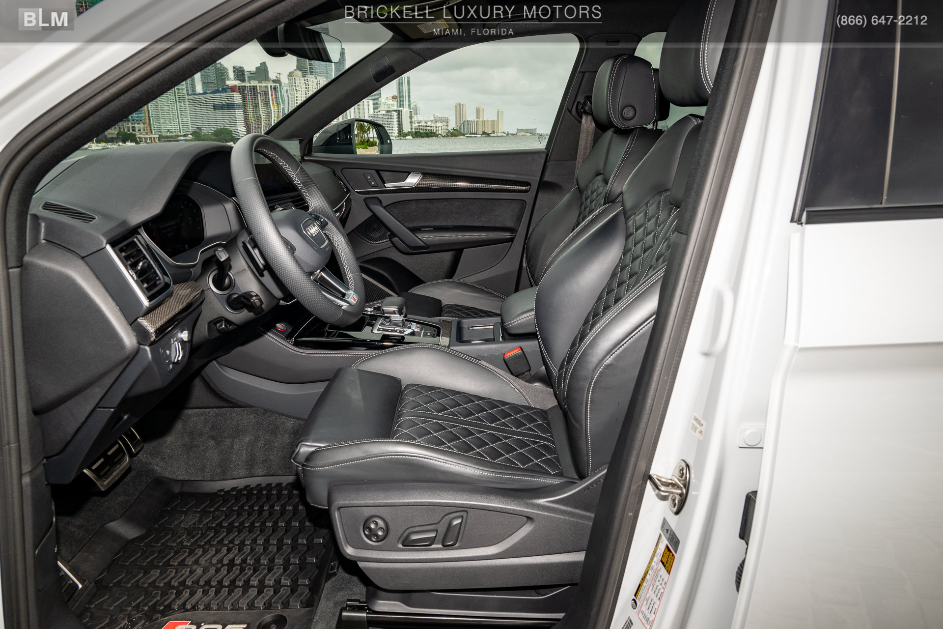 Used 2024 Audi SQ5 Prestige AWD/4WD image 25