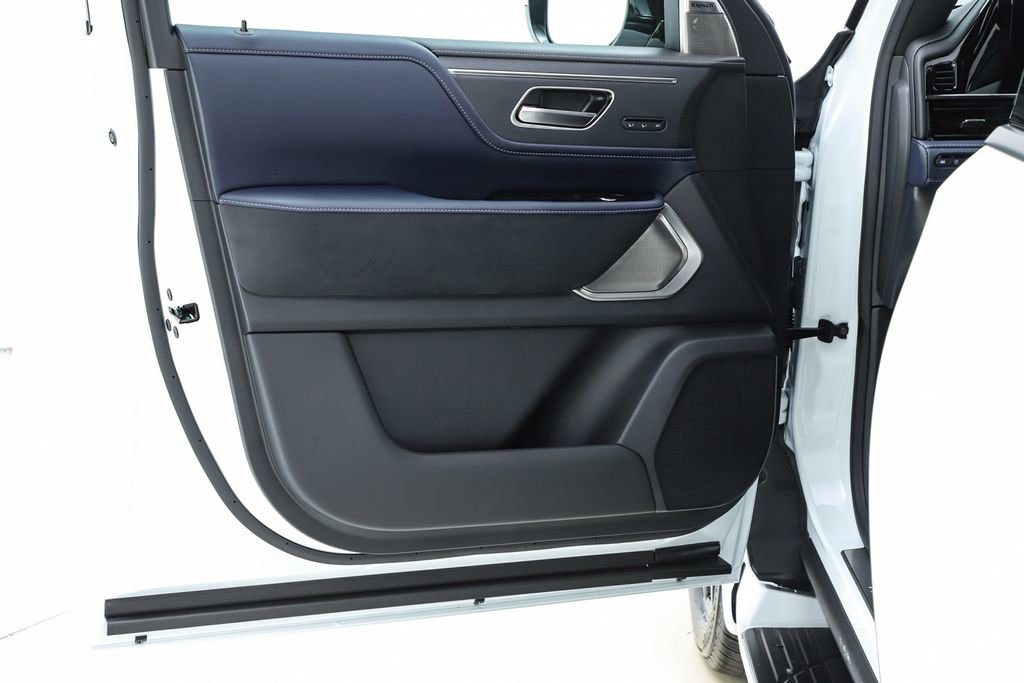 New 2026 INFINITI QX80 4WD image 18