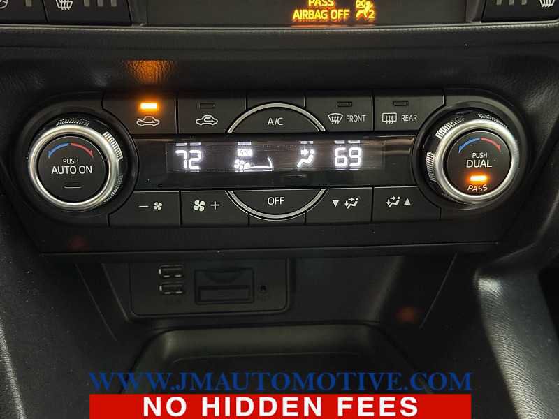 Used 2017 MAZDA MAZDA3 Grand Touring w/ Premium Equipment Package FWD image 38