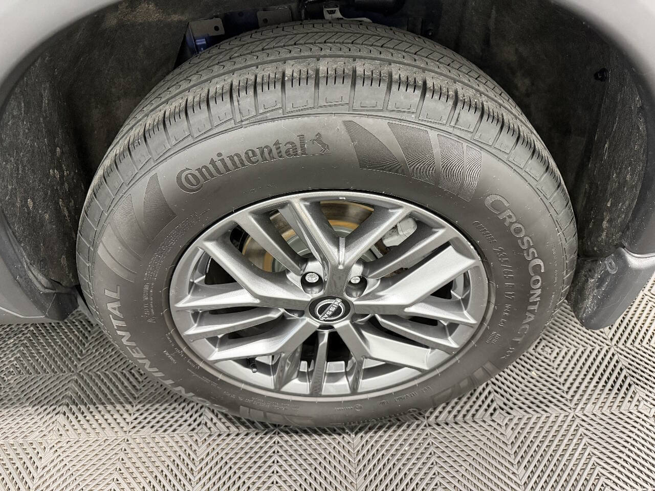Used 2022 Nissan Rogue S AWD/4WD image 33