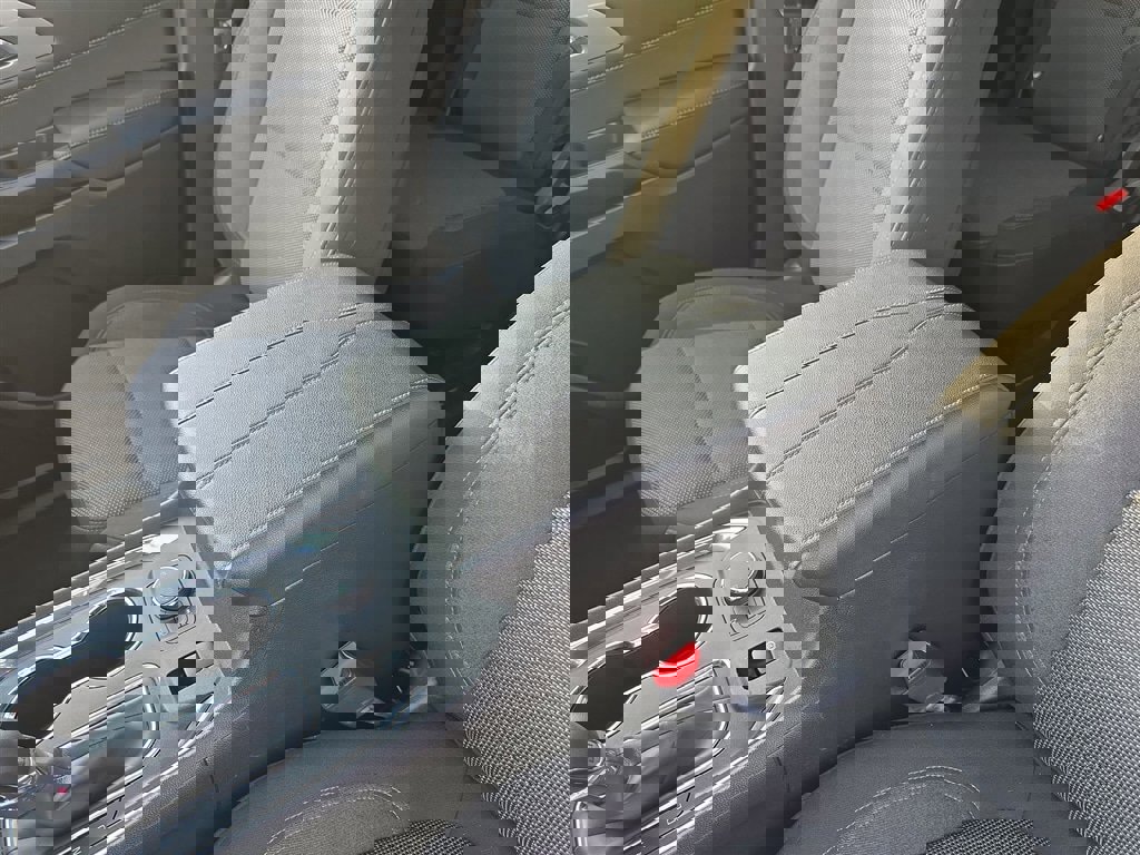 Certified 2023 Chevrolet Traverse LT w/ LPO, Floor Liner Package image 20