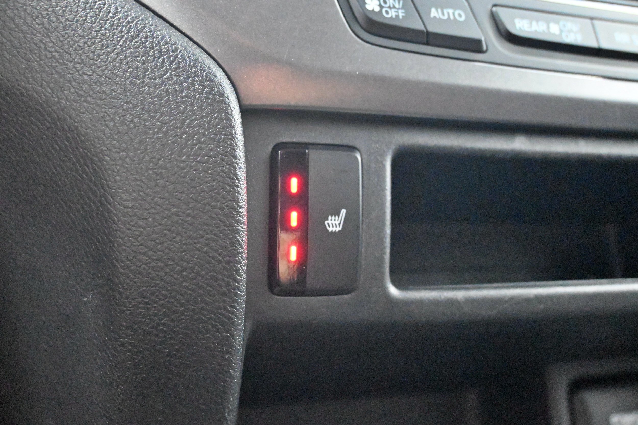 Used 2019 Honda Pilot EX image 16
