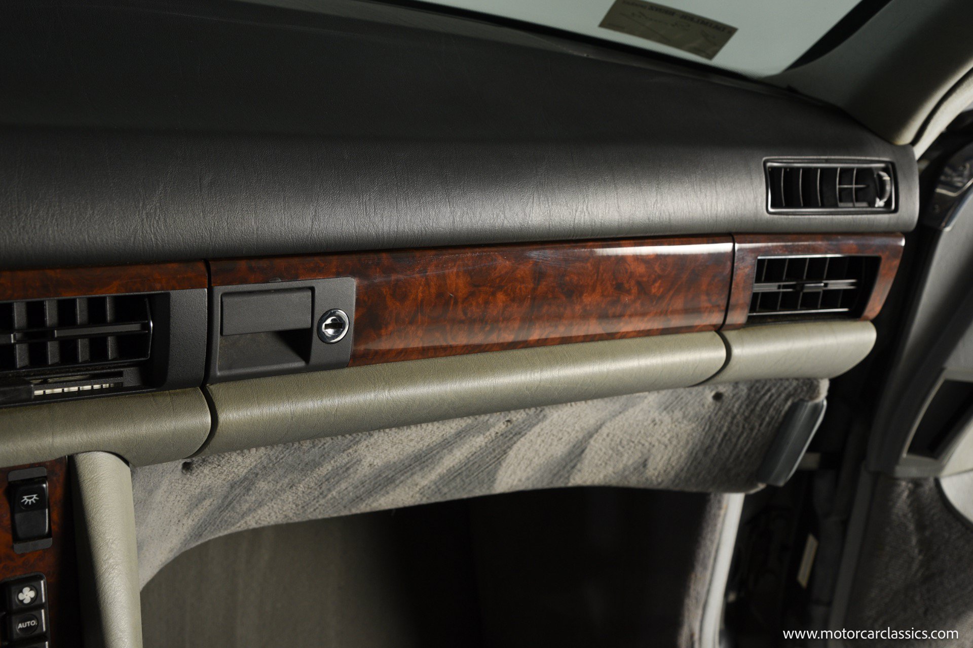 Used 1988 Mercedes-Benz 560 SEC image 33