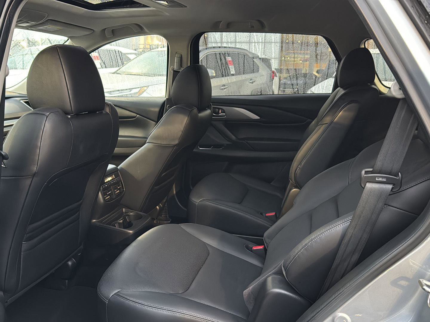 Used 2023 MAZDA CX-9 Touring image 9